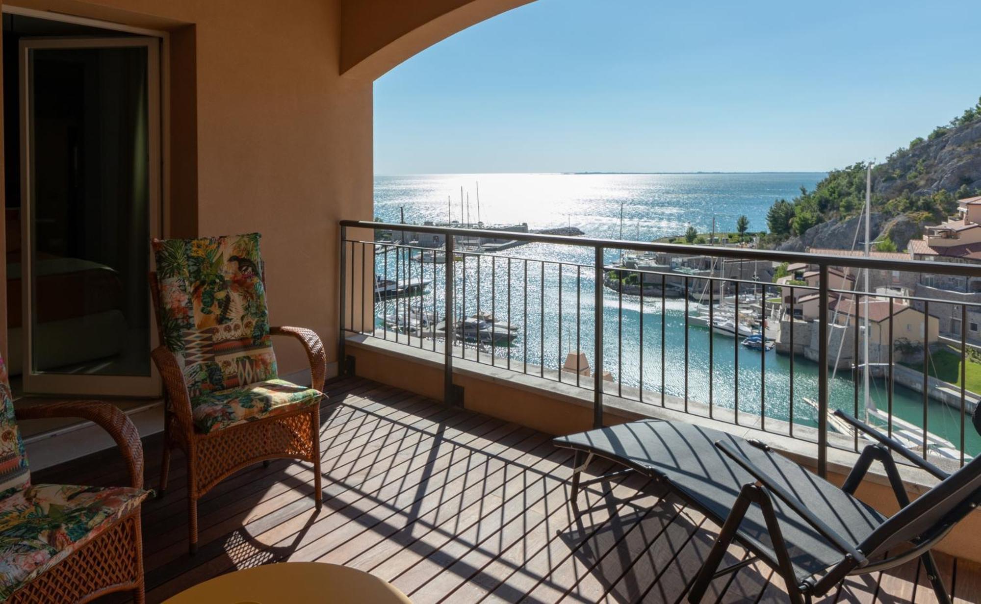 Portopiccolo Avolare Apartments In Borgo - Beach Included Sistiana Ngoại thất bức ảnh