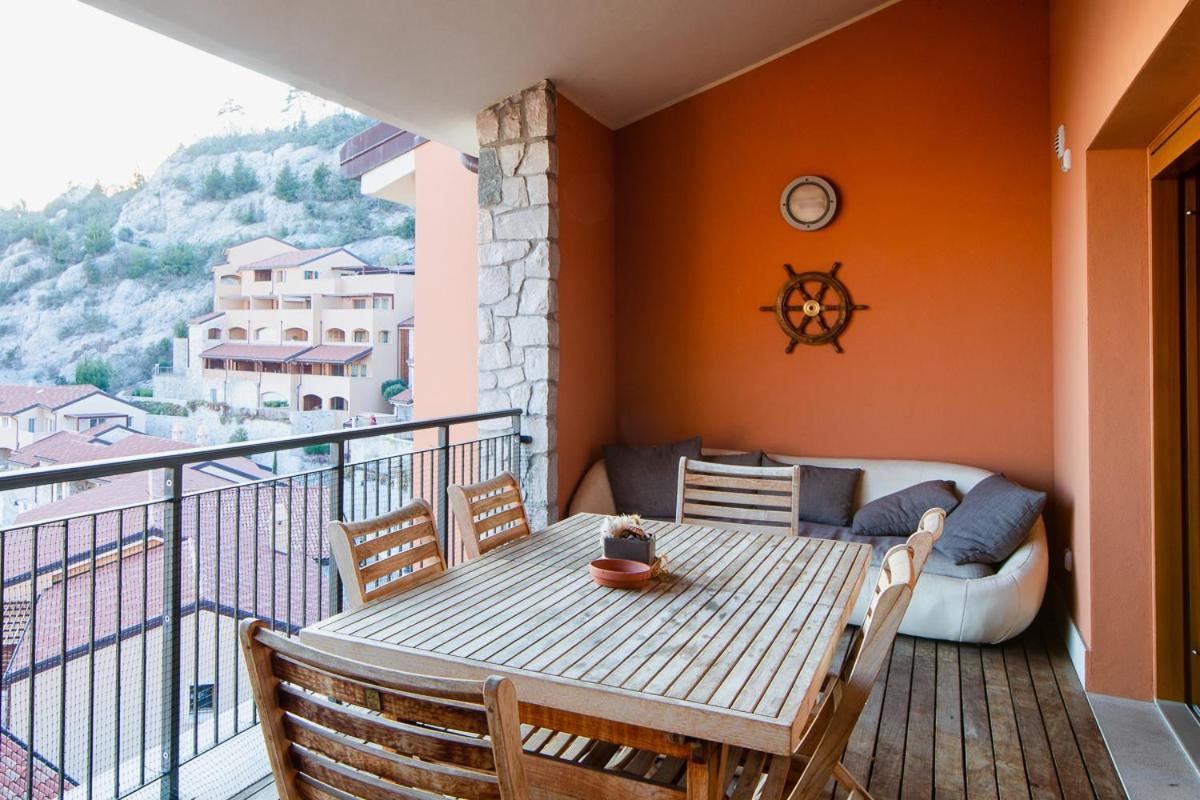 Portopiccolo Avolare Apartments In Borgo - Beach Included Sistiana Phòng bức ảnh